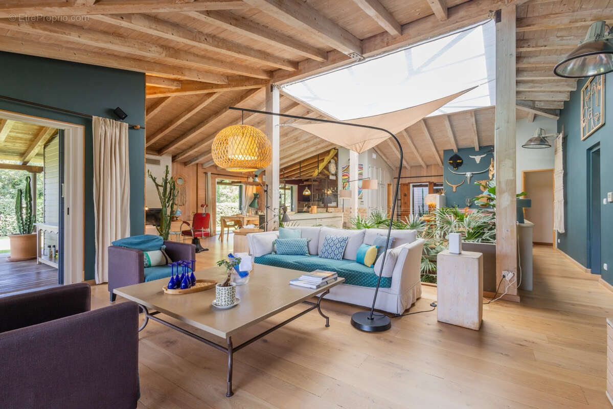 Maison à LA CROIX-VALMER