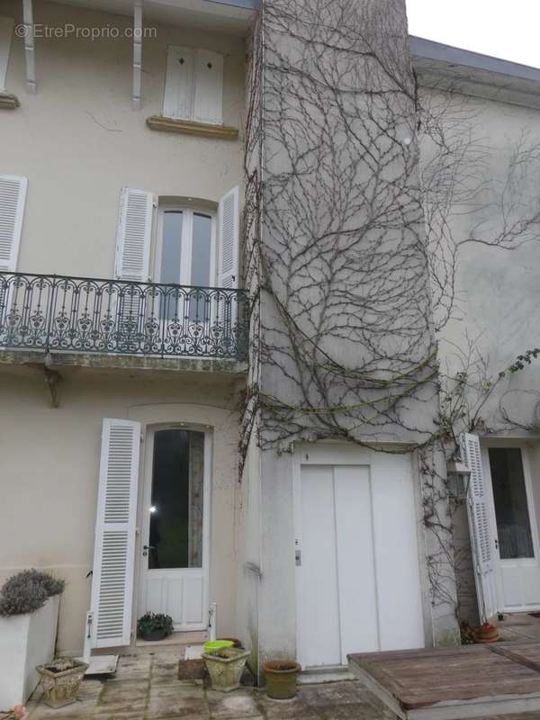 Maison à LE CREUSOT