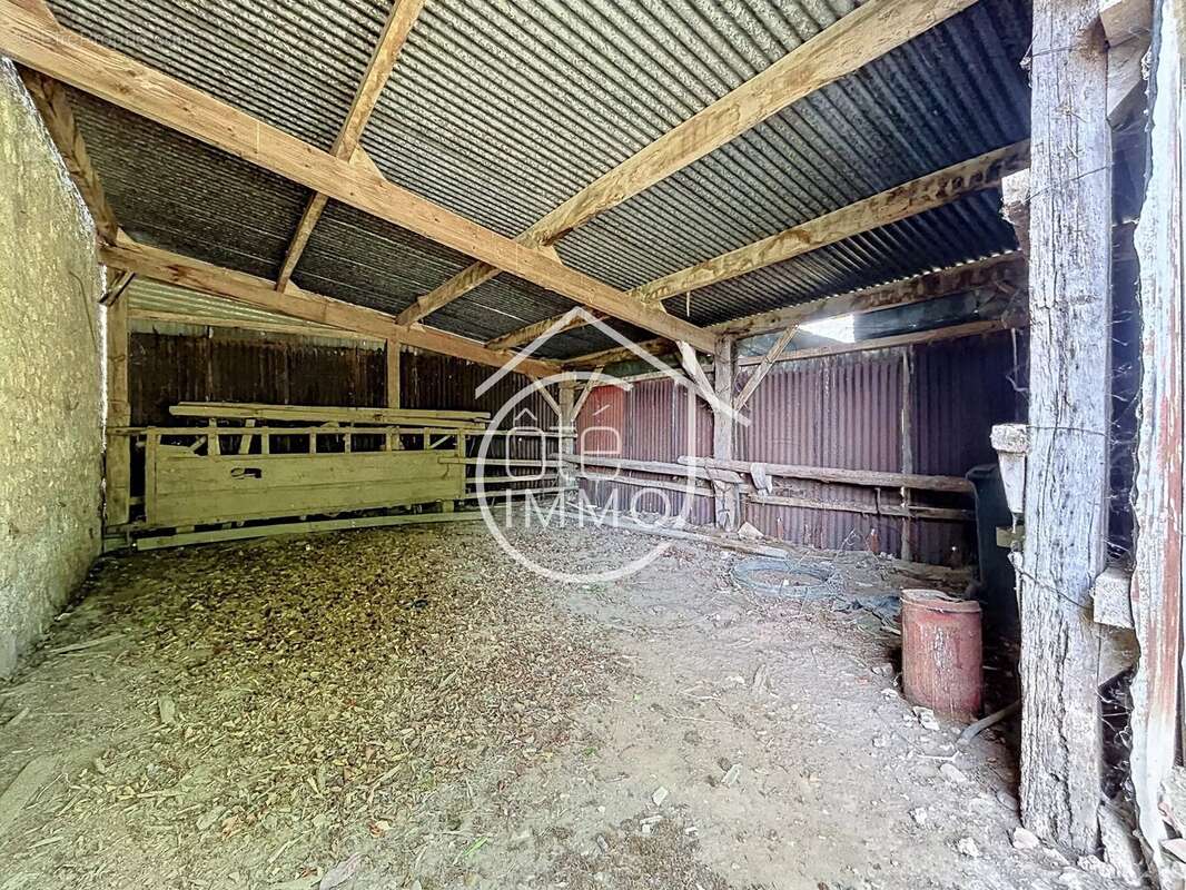 Flaujagues : Maison de campagne de 110 m² avec jardin, garage et dépendances - photo 12