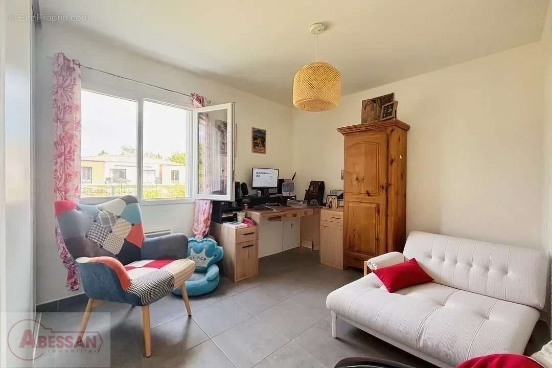 Maison à ALLEGRE-LES-FUMADES