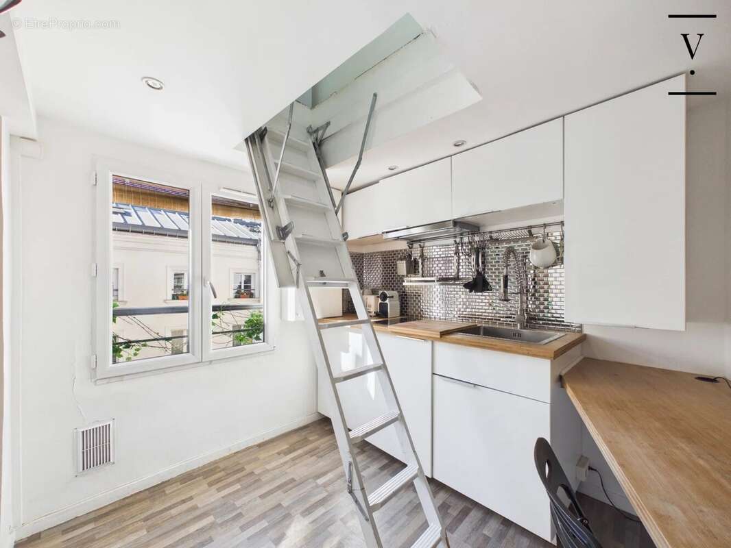 Appartement à PARIS-8E