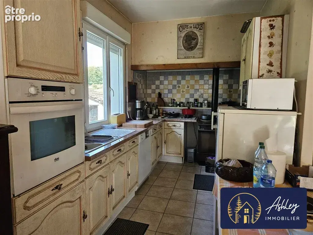 Maison 156 m² à Bugeat  - photo 2