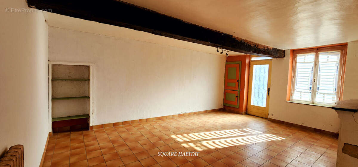 Maison à SAINT-CALAIS