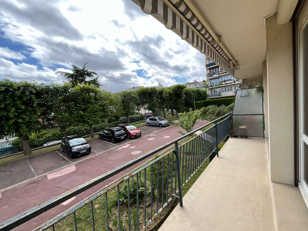 Appartement à SURESNES