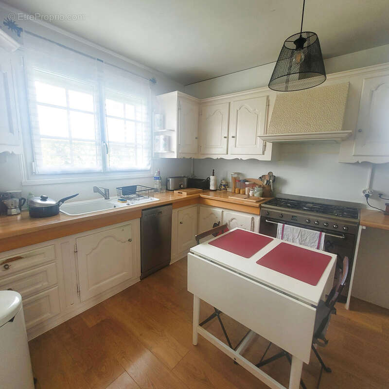 Maison à CIVRY-LA-FORET