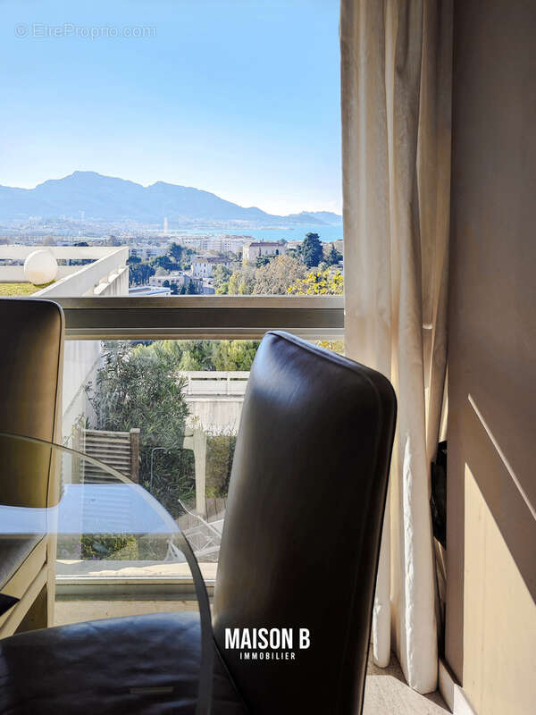 Appartement à MARSEILLE-8E