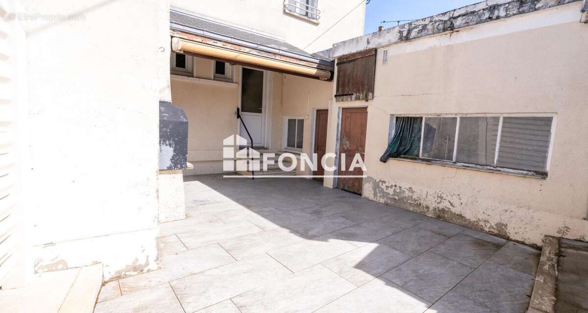 Maison à CONNERRE