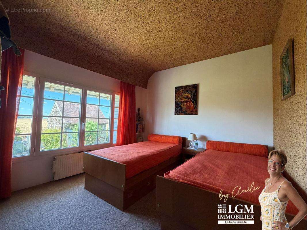 Propriété de caractère de 168 m²- 4 Chambres - Dépendances - photo 15