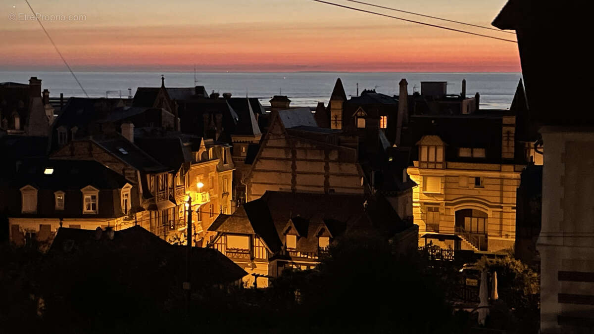 Appartement à TROUVILLE-SUR-MER