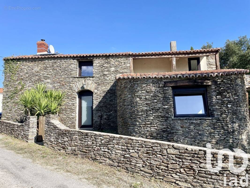 Photo 1 - Maison à CARQUEFOU