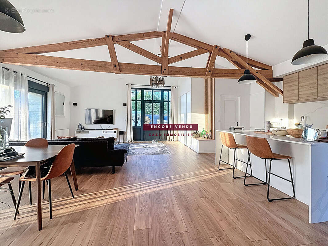 Maison à SALLEBOEUF