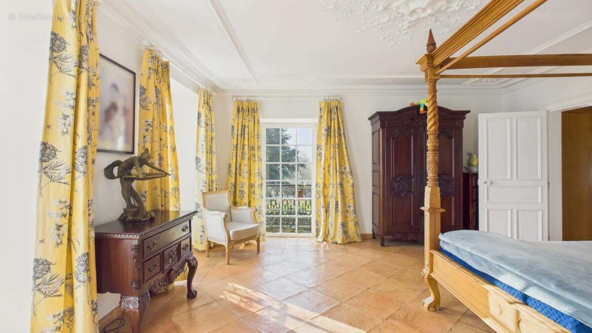 Maison à MUR-DE-BARREZ