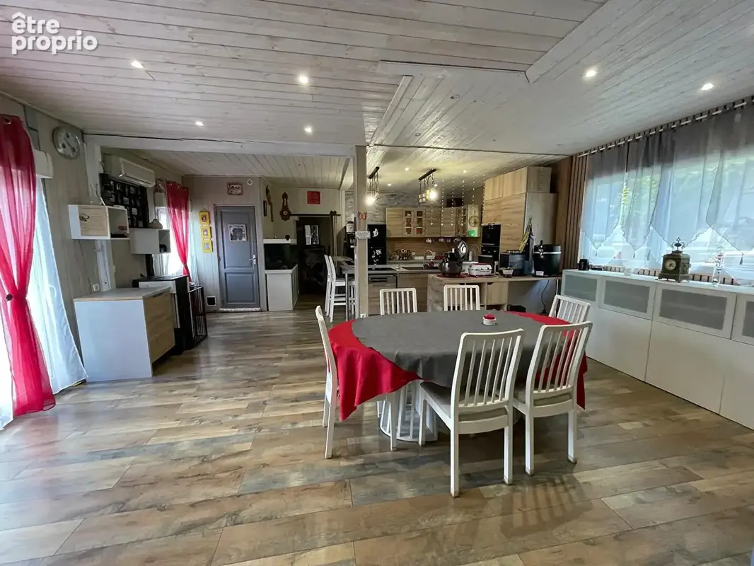 Maison Valfleury - photo 4