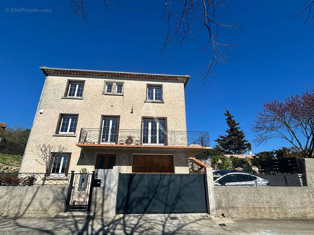 Maison à BAGNOLES