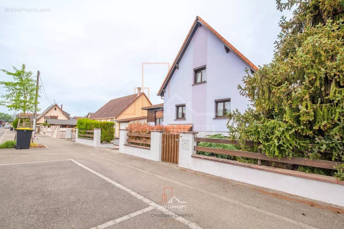 Maison à OBERHOFFEN-SUR-MODER
