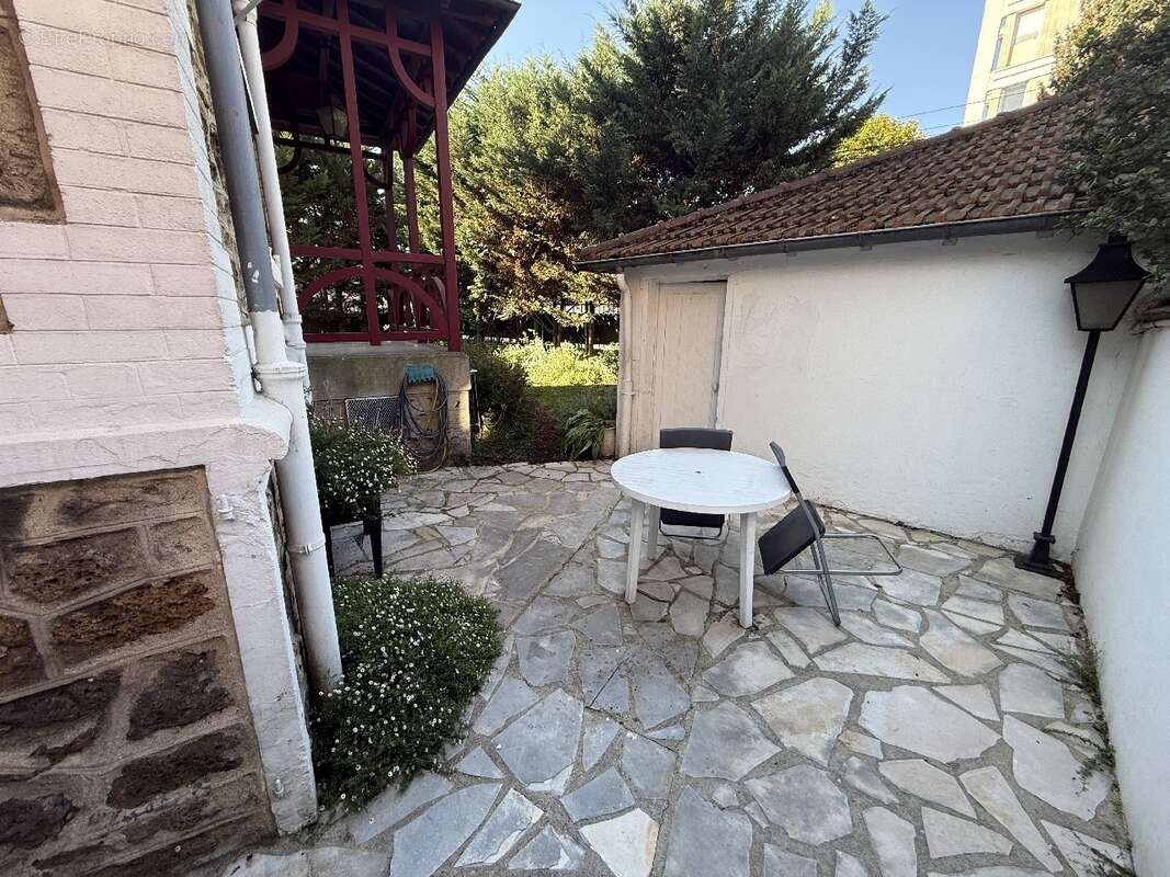 Maison à SAINT-MAUR-DES-FOSSES