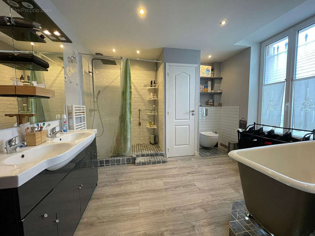 Maison à SAACY-SUR-MARNE