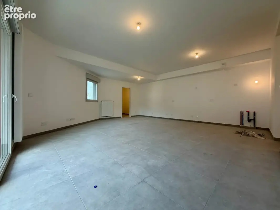 CLUSES CENTRE – T3 prêt à vivre - sans délais ! - photo 4