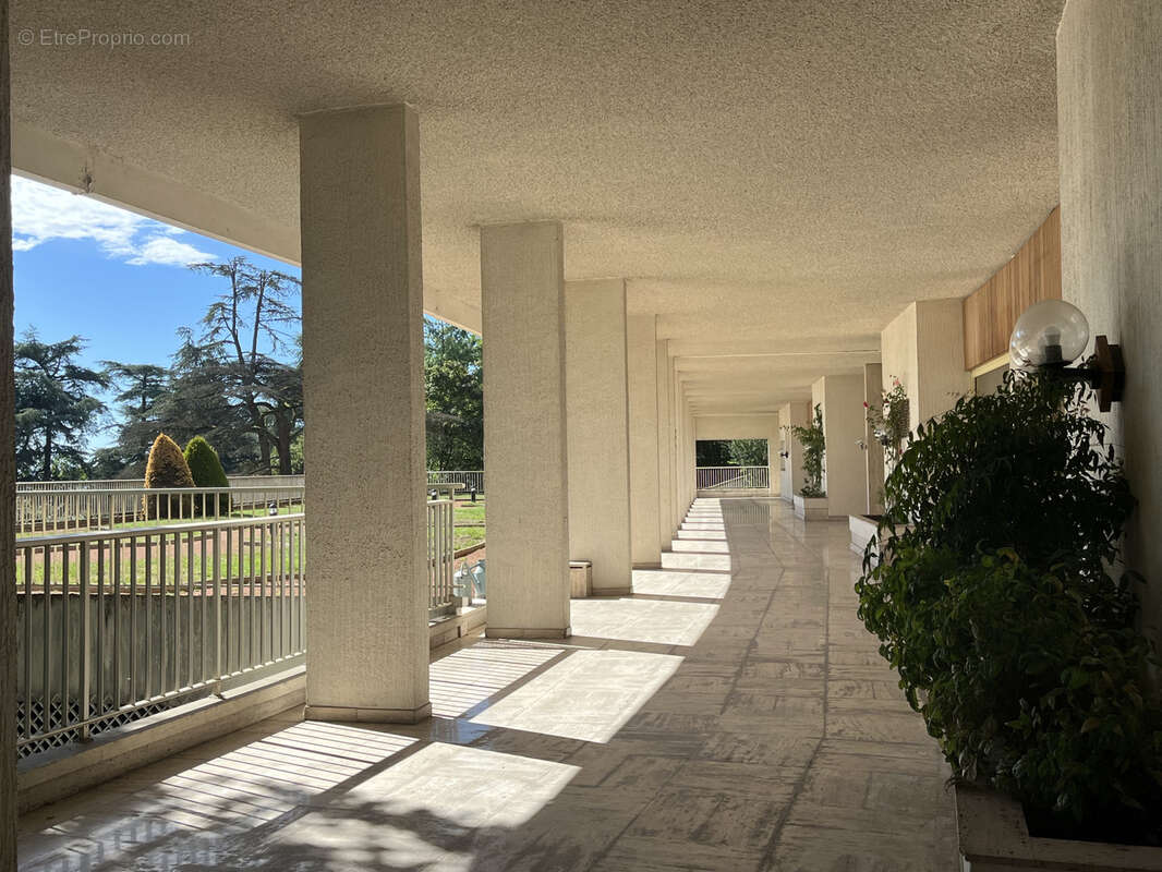 Appartement à SAINTE-FOY-LES-LYON