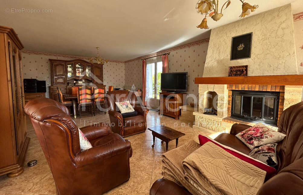 Maison familiale avec beau terrain arboré - photo 5