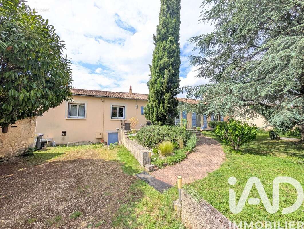 Photo 2 - Maison à MONTAMISE