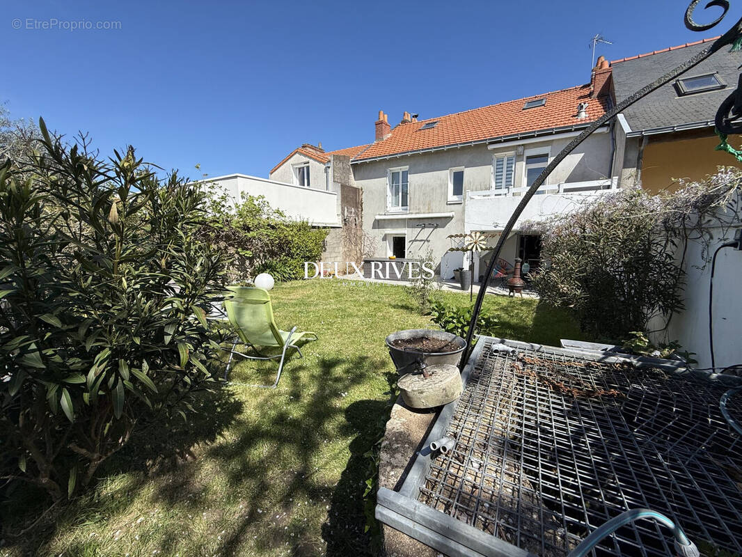 Maison à NANTES