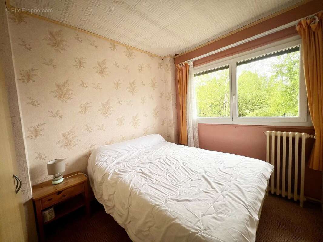Maison à HOUDAN