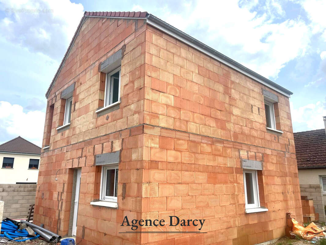 Maison à NUITS-SAINT-GEORGES