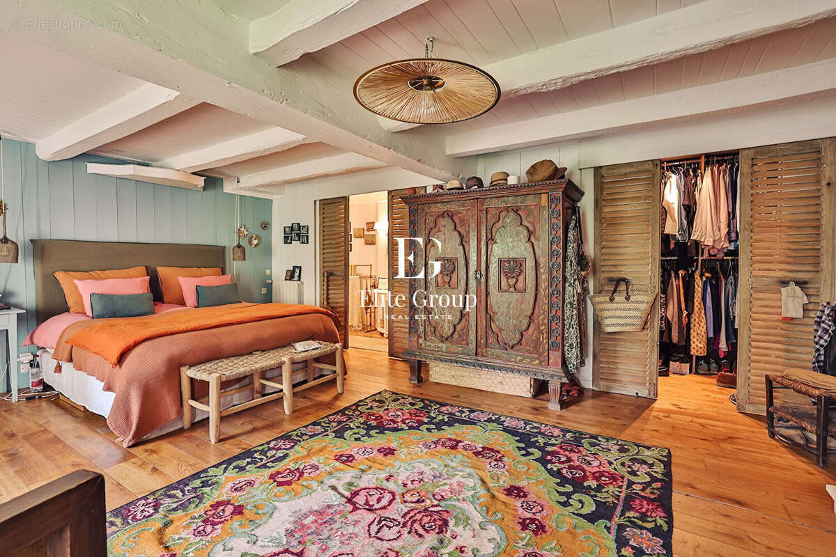A vendre magnifique charentaise aux portes de la rochelle - 254 m2 - photo 13