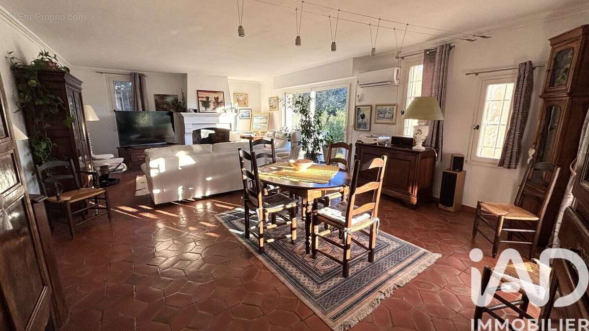 Photo 9 - Maison à UCHAUX