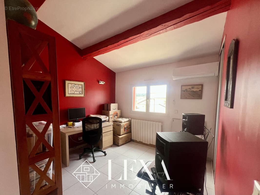 Maison familale 5 chambres. - photo 8