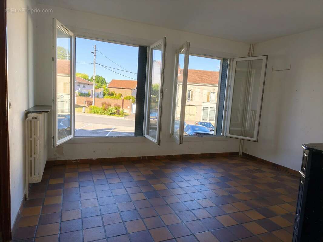 Maison à SERMAIZE-LES-BAINS