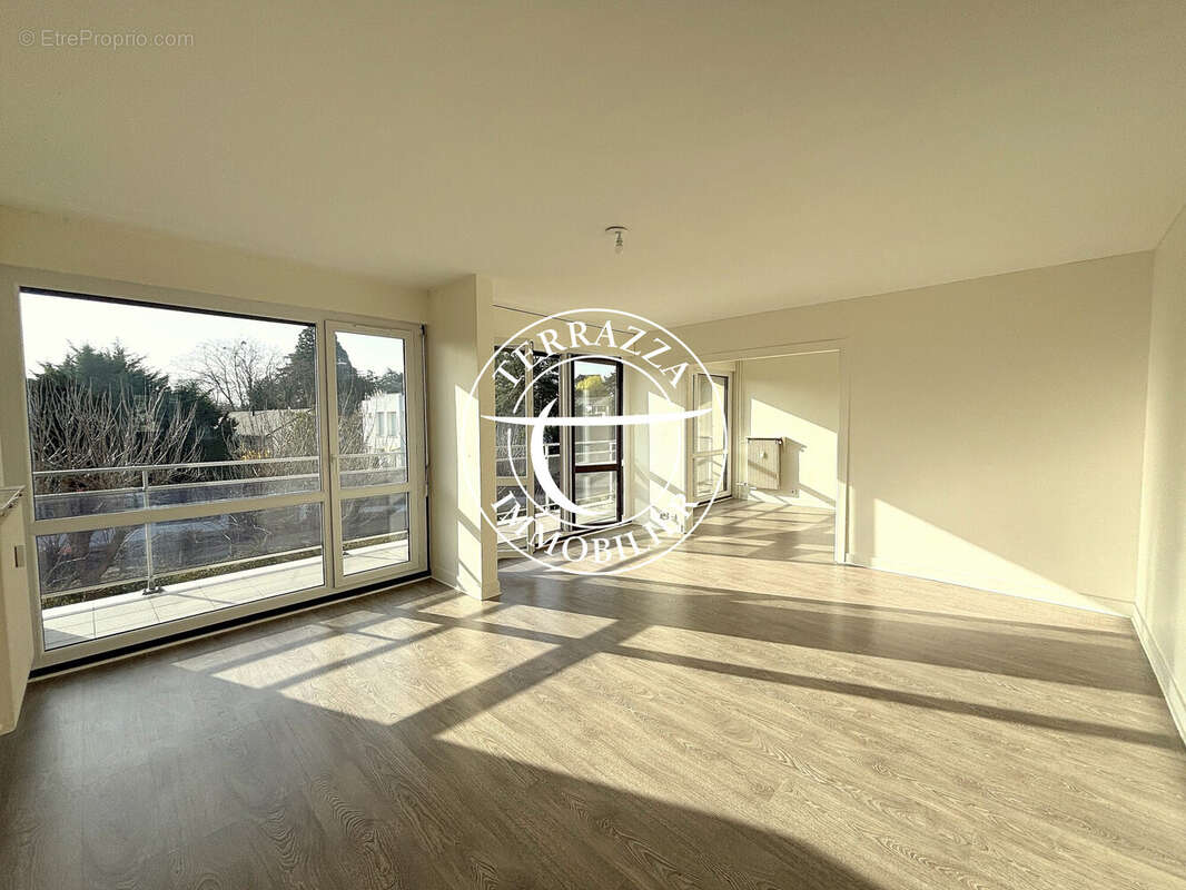 Appartement à LOUVECIENNES