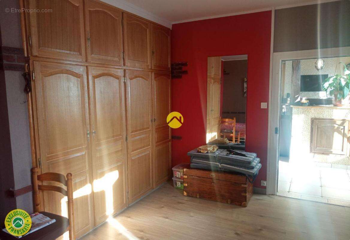 Maison à AIX-EN-OTHE