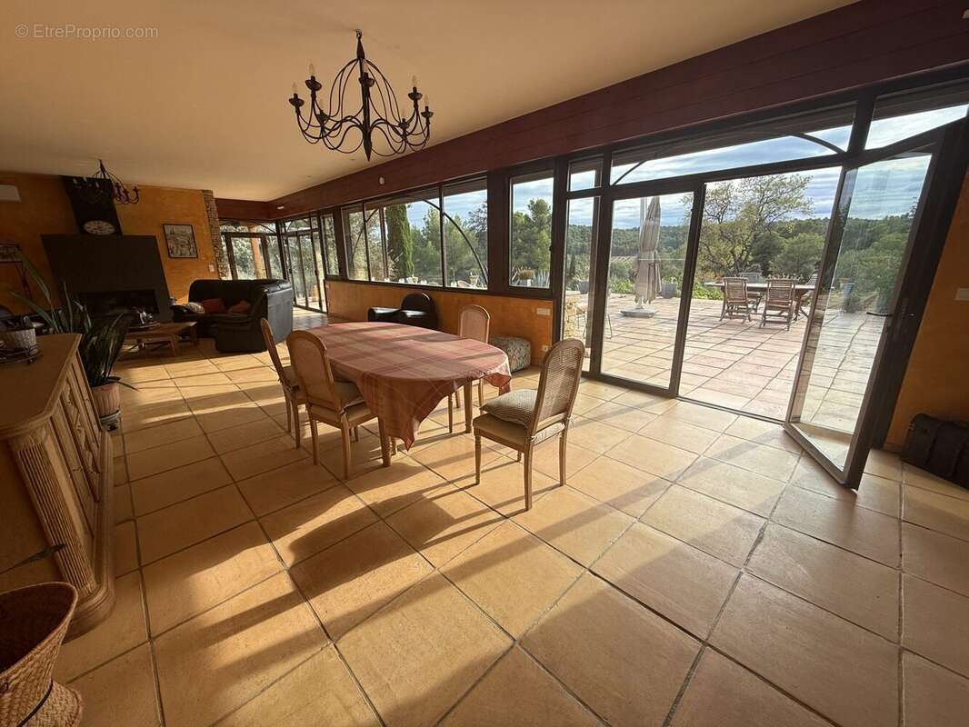 Maison à LAURE-MINERVOIS