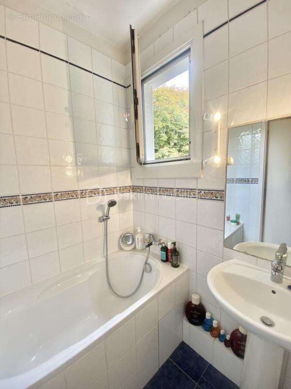 Appartement à VAUCRESSON