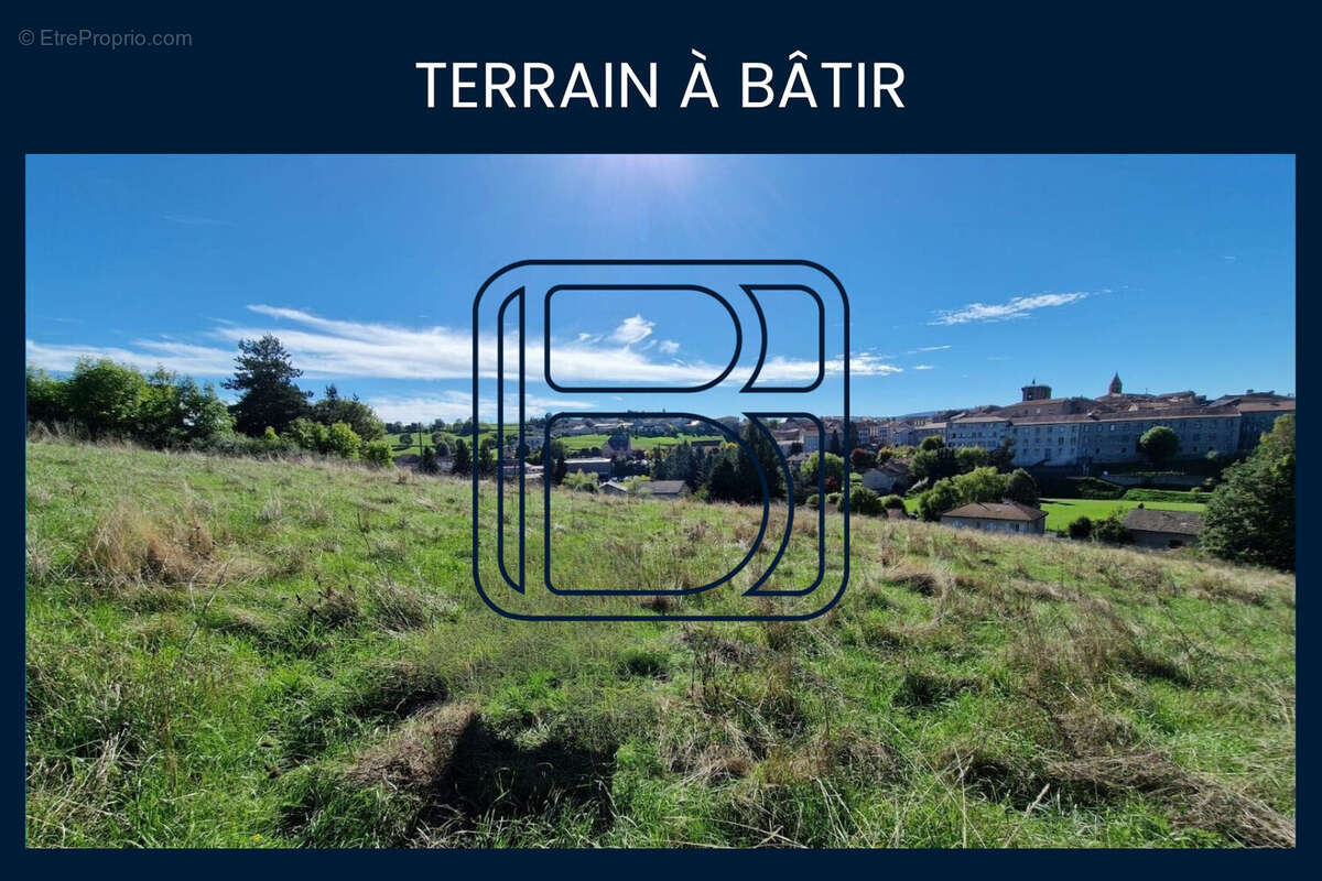 Terrain à SAUGUES