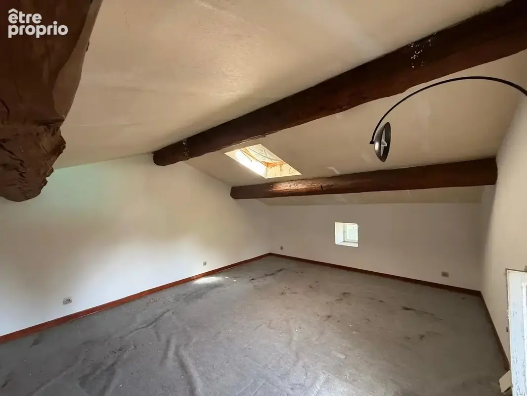 EXCLU! Maison à rénover sur 910 m² de terrain - photo 7