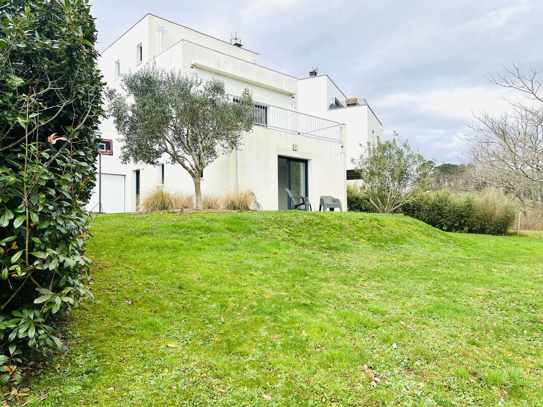 Maison contemporaine 8 pieces 170 m2 saint jean de luz - photo 2