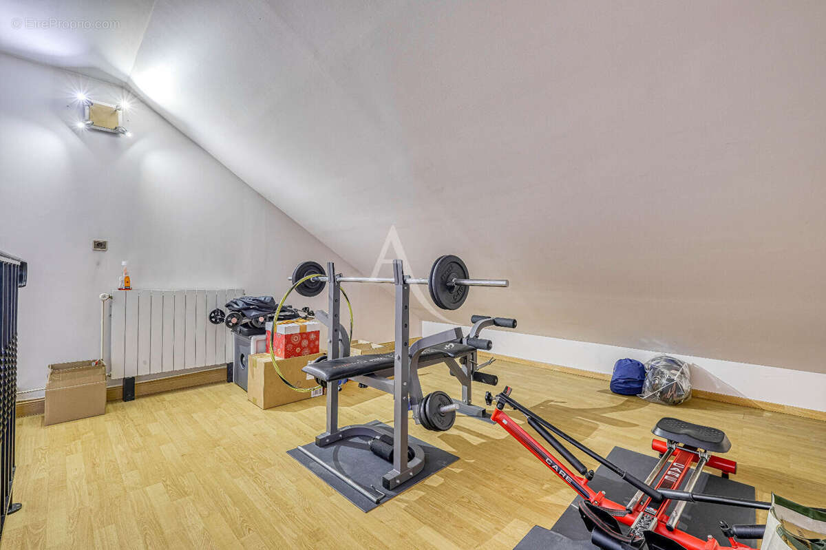 VERT-GALANT - maison Tremblay En France 6 pièces 125.8 m2 et dépendance - photo 13