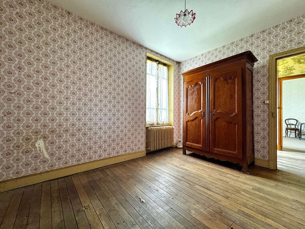 Maison à EVAUX-LES-BAINS