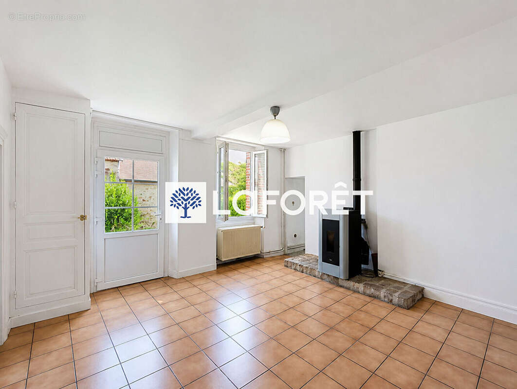 Maison indépendante avec jardin proche NOGENT-SUR-SEINE - photo 2