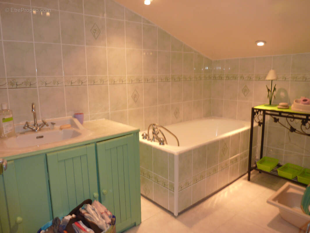 Maison à LATHUS-SAINT-REMY