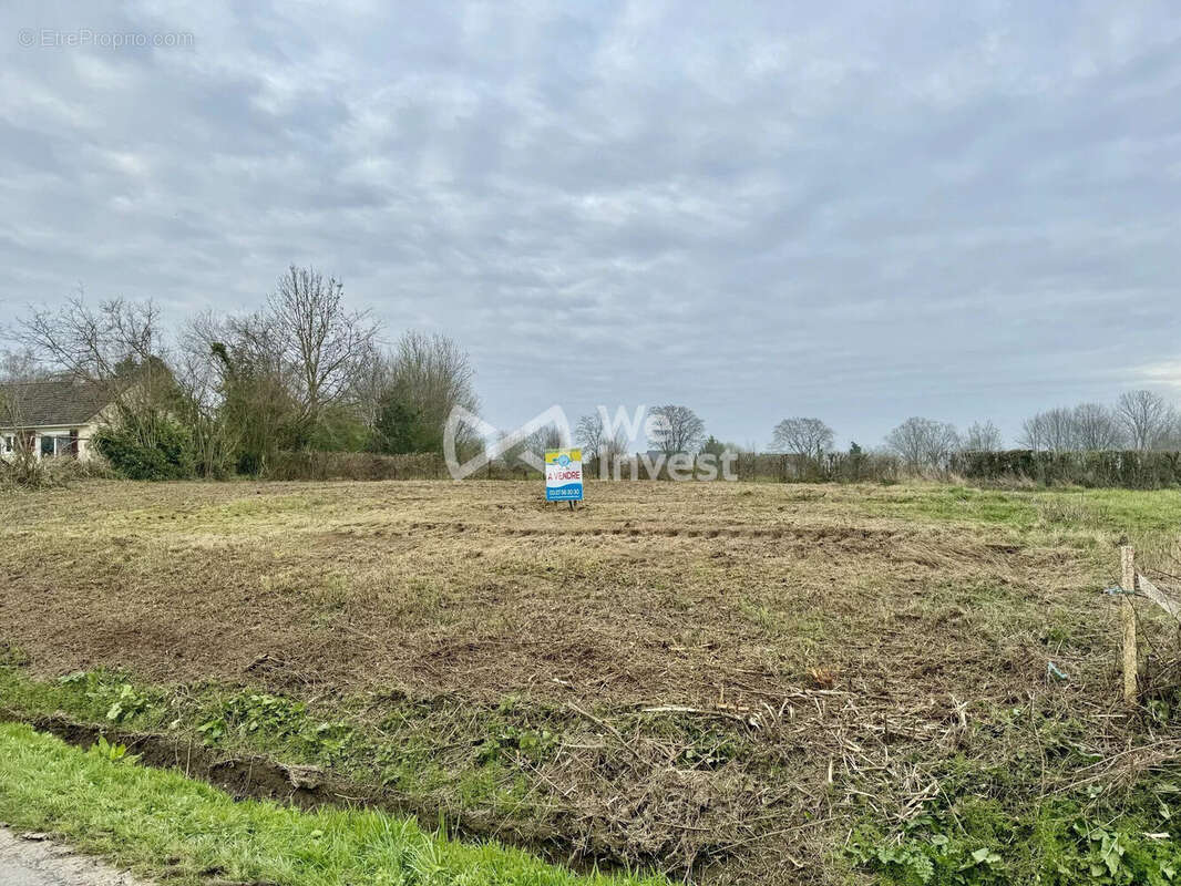 Terrain à SEMERIES