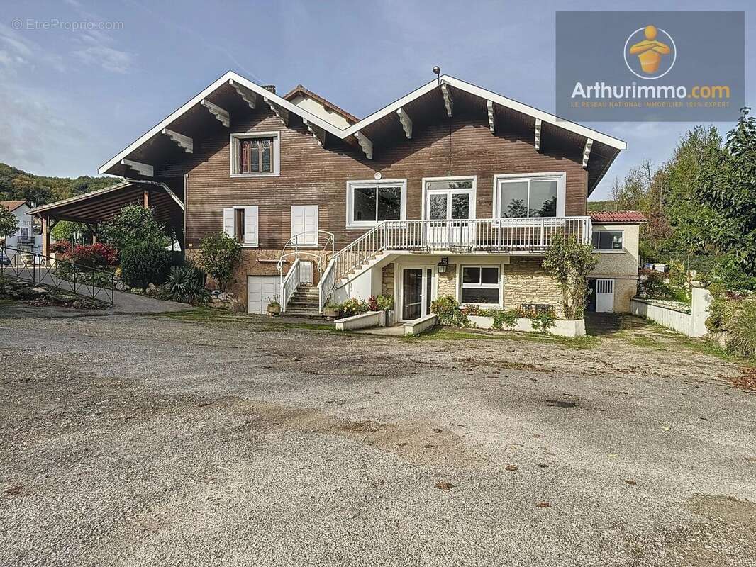 Commerce à BOURGOIN-JALLIEU