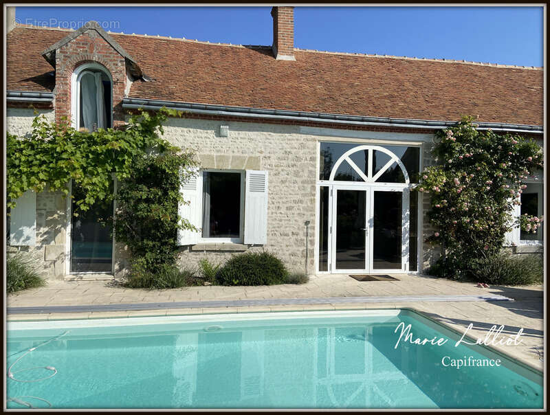 Propriété Pierres apparentes, 242m², 5 chambres, Dortoir enfant et mezzanine, Loiret, Piscine, Jacuzzi, Terrain de tennis, Garag - photo 4