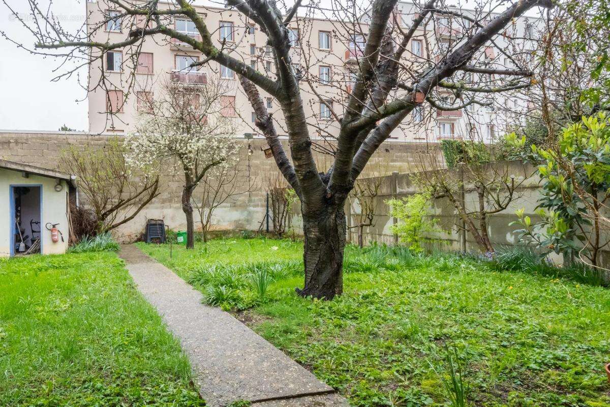 Maison à VITRY-SUR-SEINE