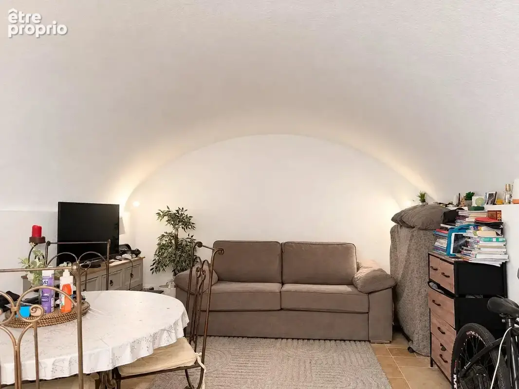 Deux pièces atypique Vieil Antibes - photo 7