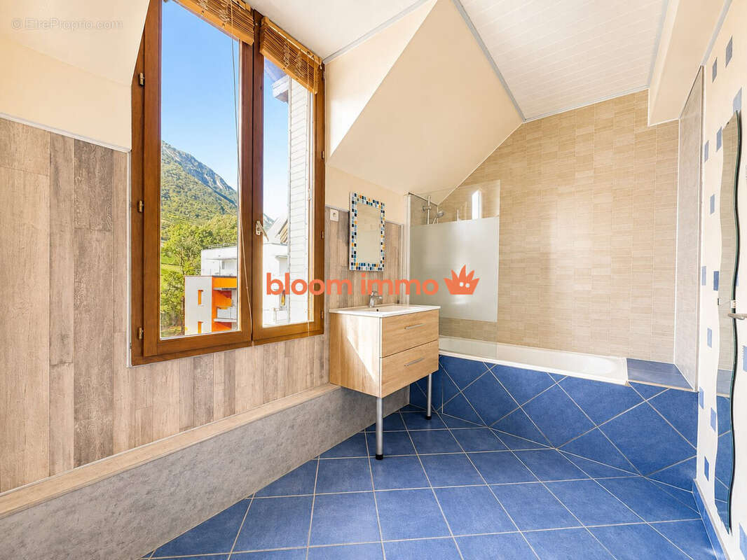 Appartement 78 m² à Montmelian  - photo 9