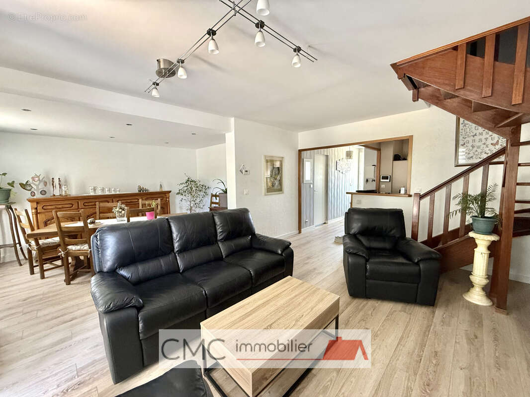 Maison 80 m² à Chartres  - photo 2